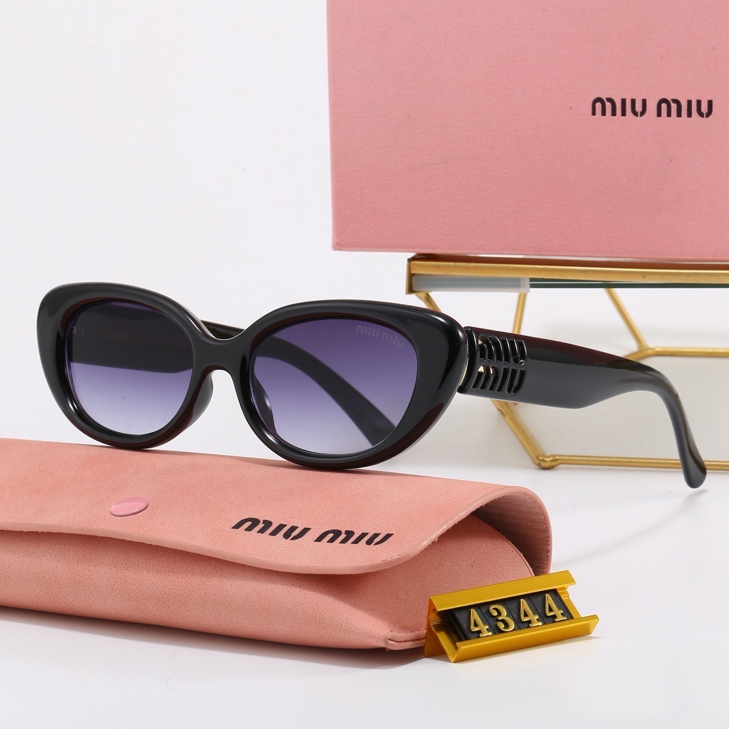 Miu Miu Fashionable Sunglasses - Image 7