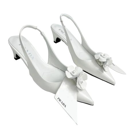 Prada  Leather Temperament Piece  Sandals Slide