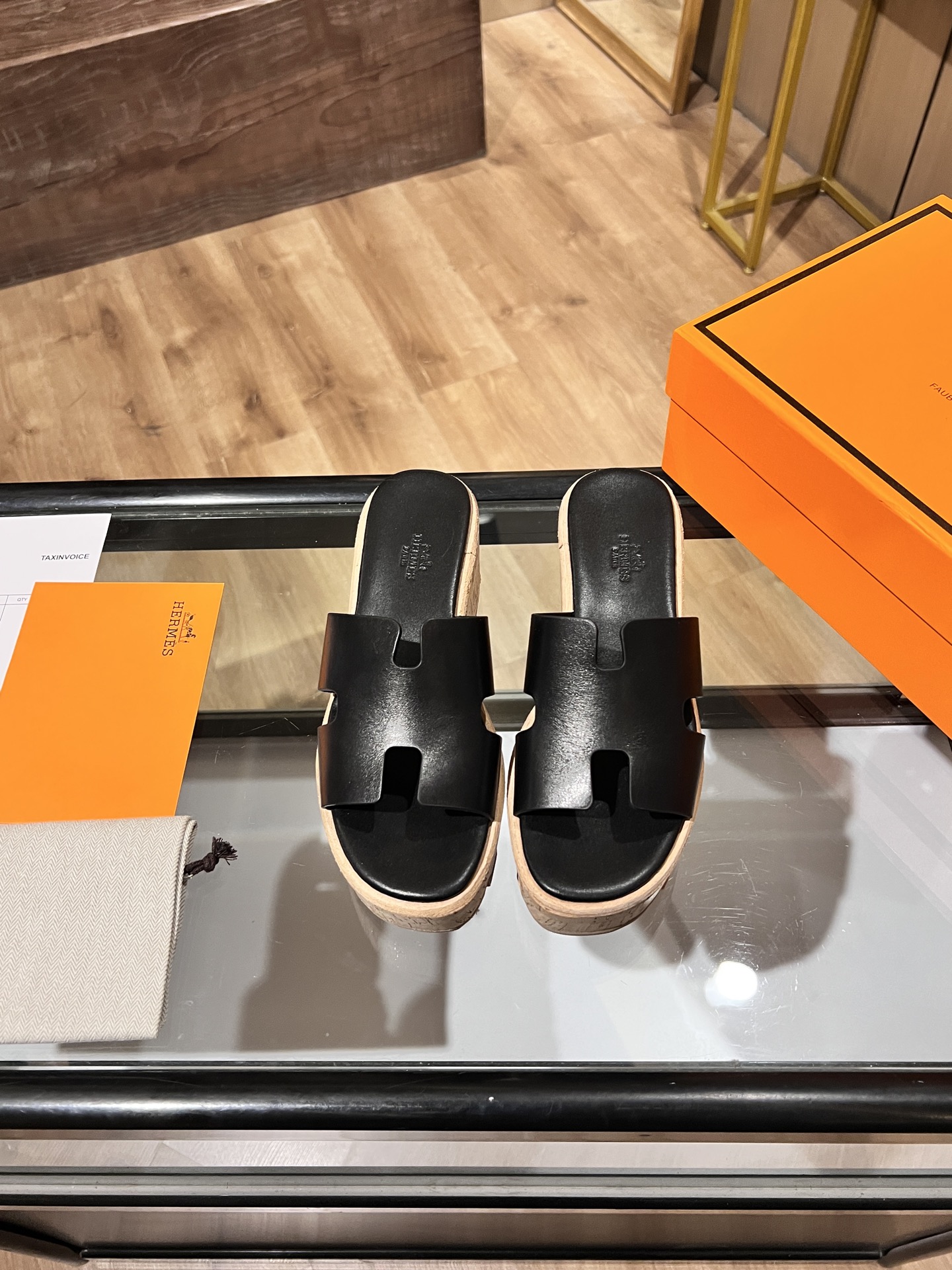 Hermès H Slippers - Image 5