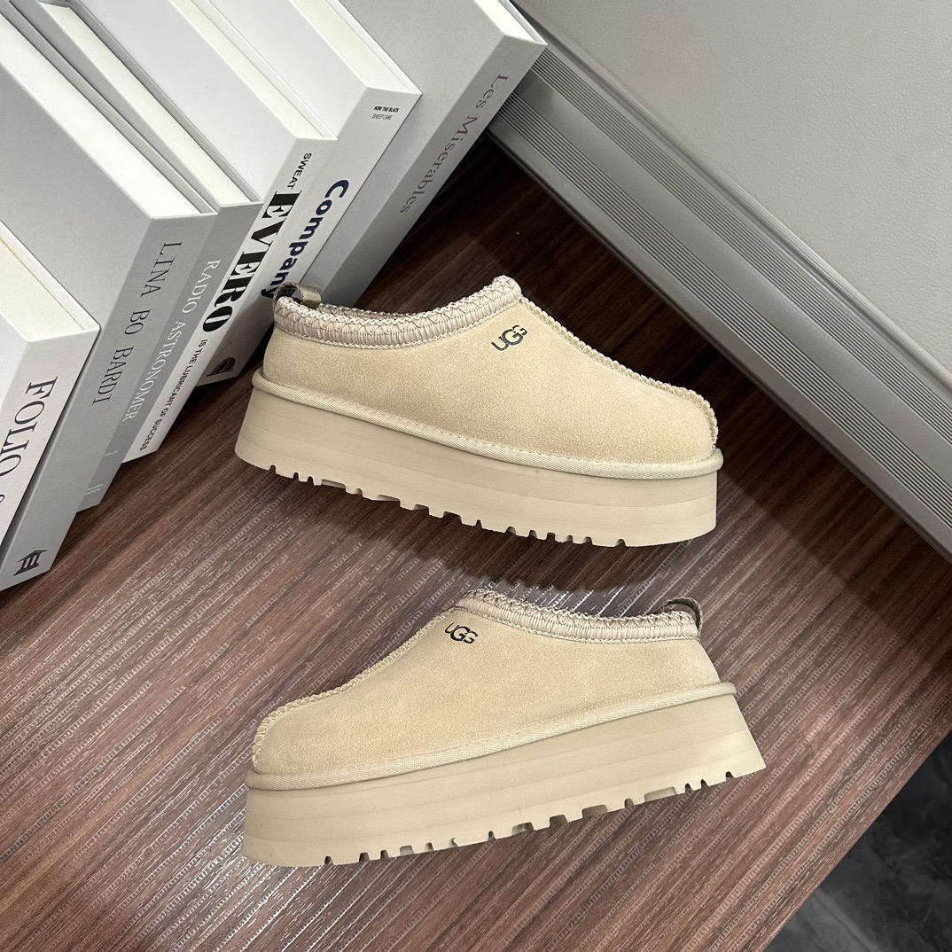 UGG Tazz Slipper - Image 1
