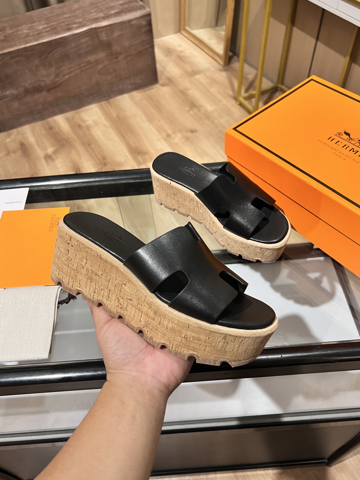 Hermès H Slippers - Image 4
