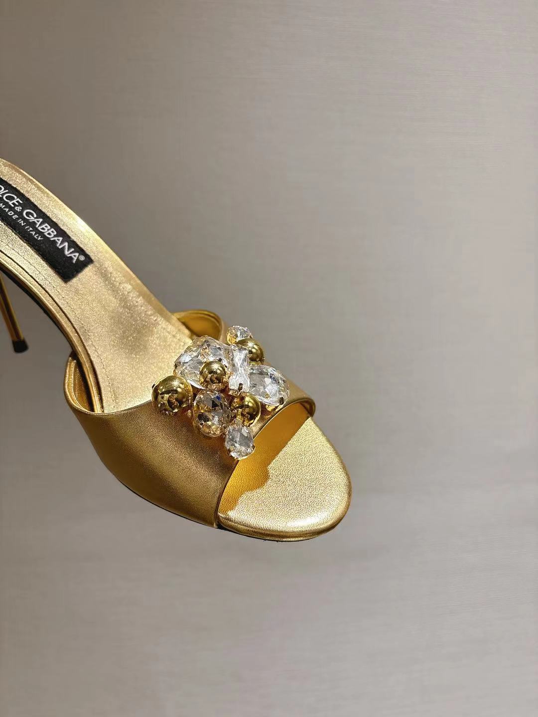 Dolce Gabbana Pointed-Toe High Heels - Image 11