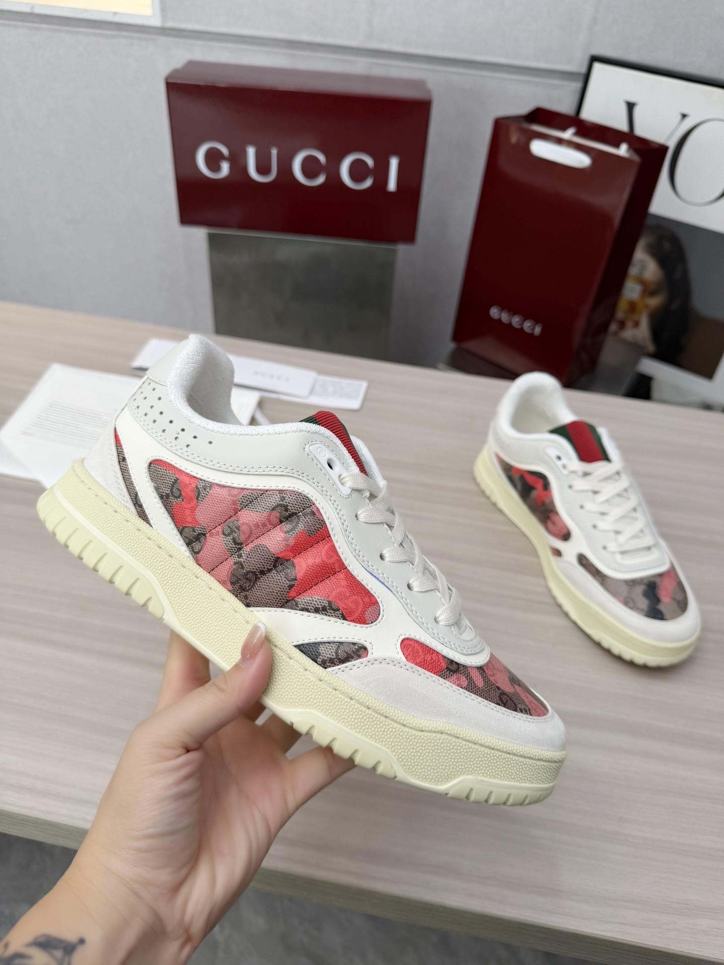 Gucci Re-web Sneakers - Image 3
