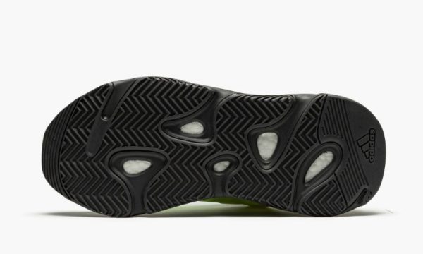 Yeezys Boost 700 MNVN “ Phosphor"