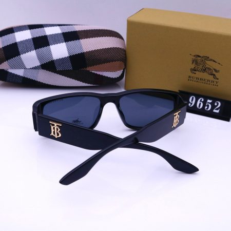 Burberry Fashionable Sunglasses - Image 11