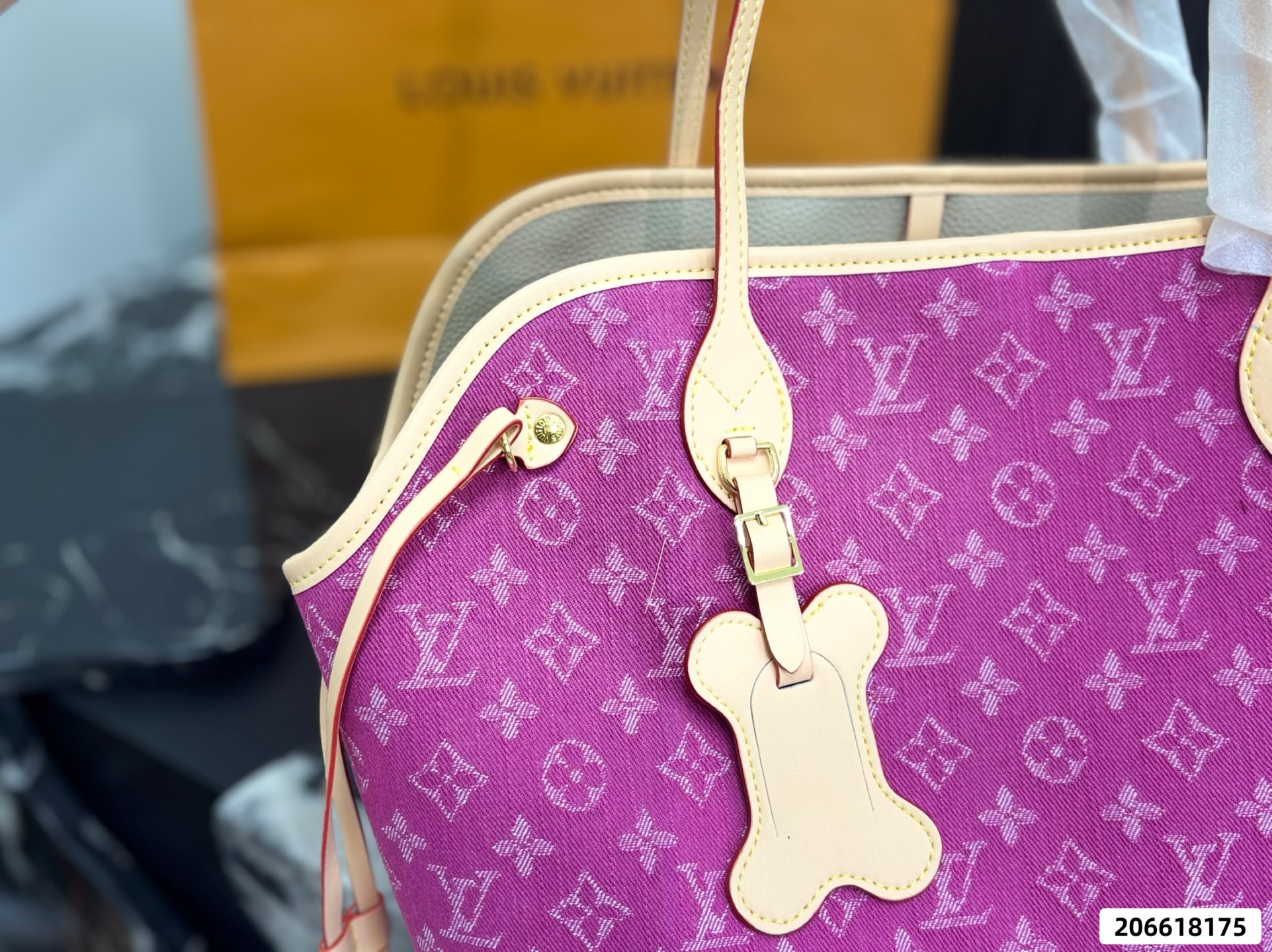 LV Neverfull Tote Bag - Image 7