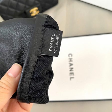 Chanel New Gloves - Image 5