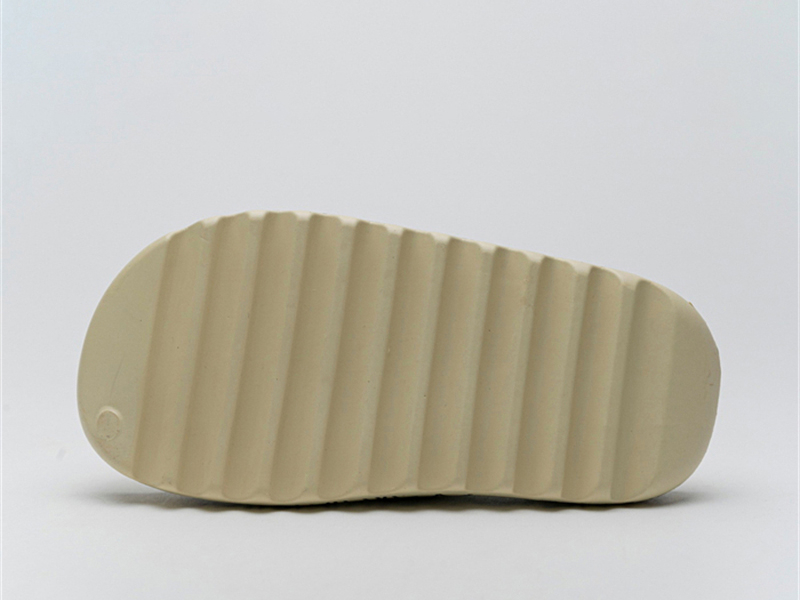 Yeezy Slide Graffiti FW6345-1 - Image 9