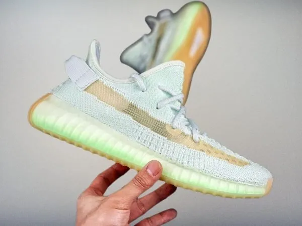 Yeezy350 Boost V2 “ Hyperspace"
