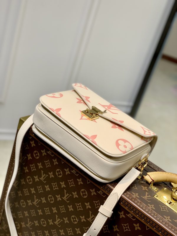 Pochette Metis M45573