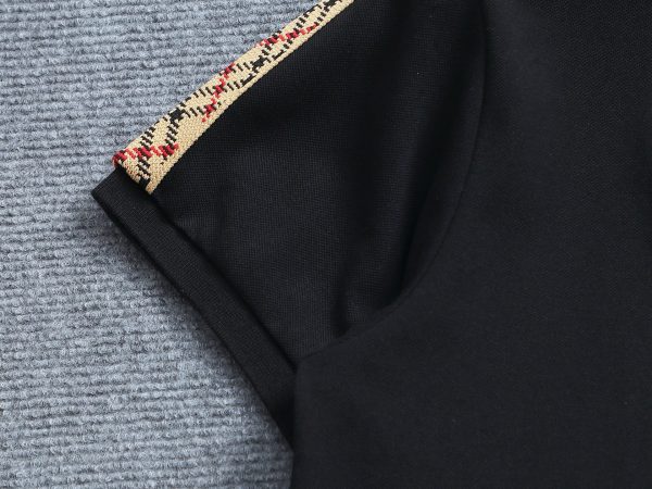 Burberry T-Shirt