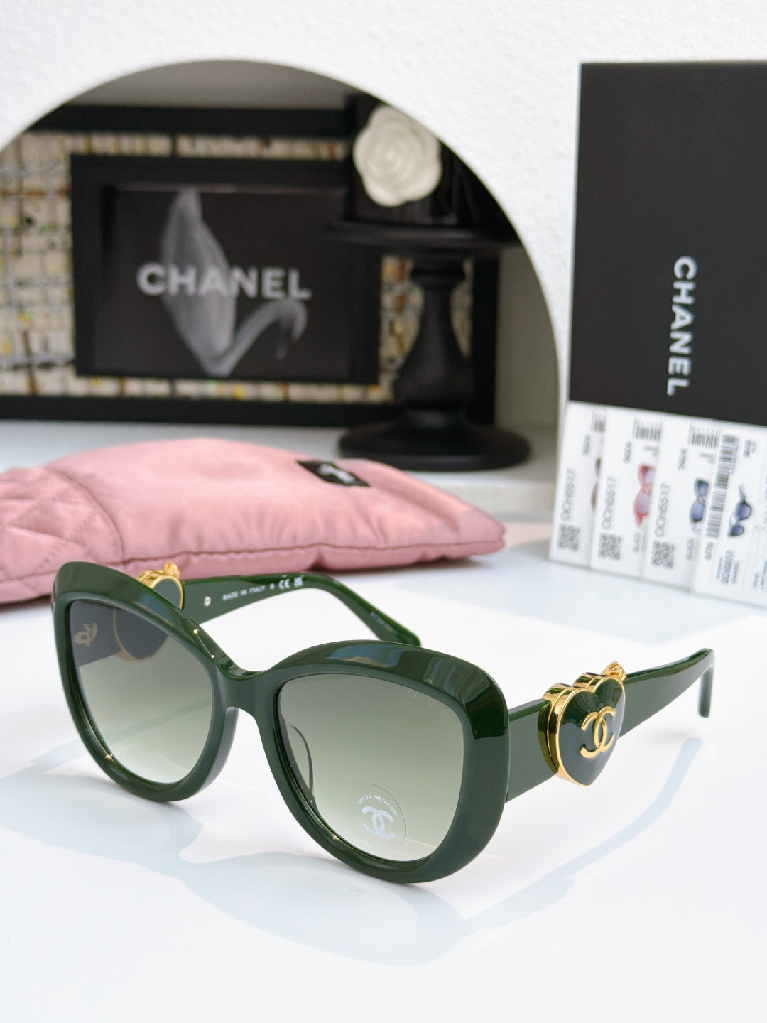 Chanel Fashionable Sunglasses Top Quality - Image 2