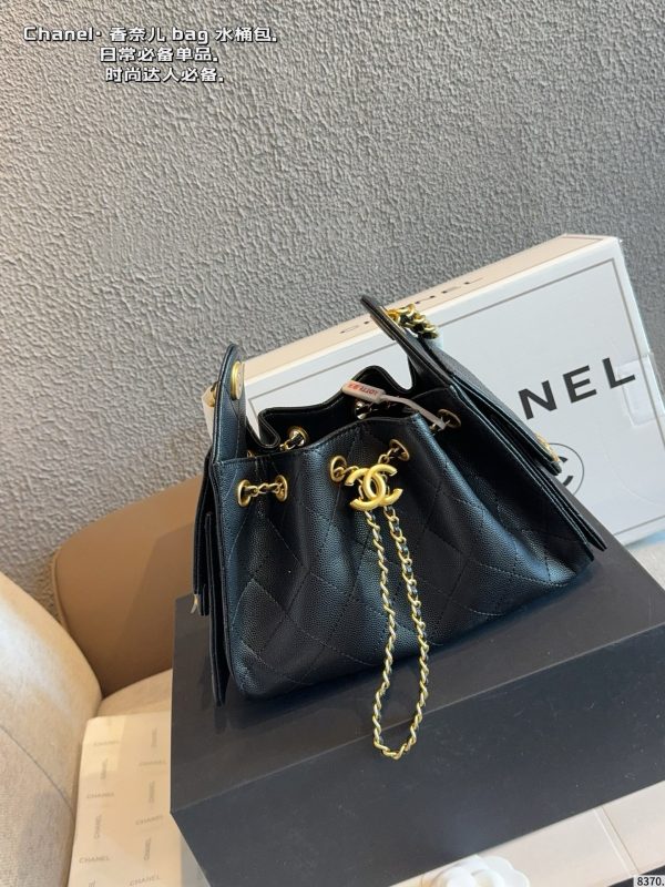 Chanel 25 Hobo Bag