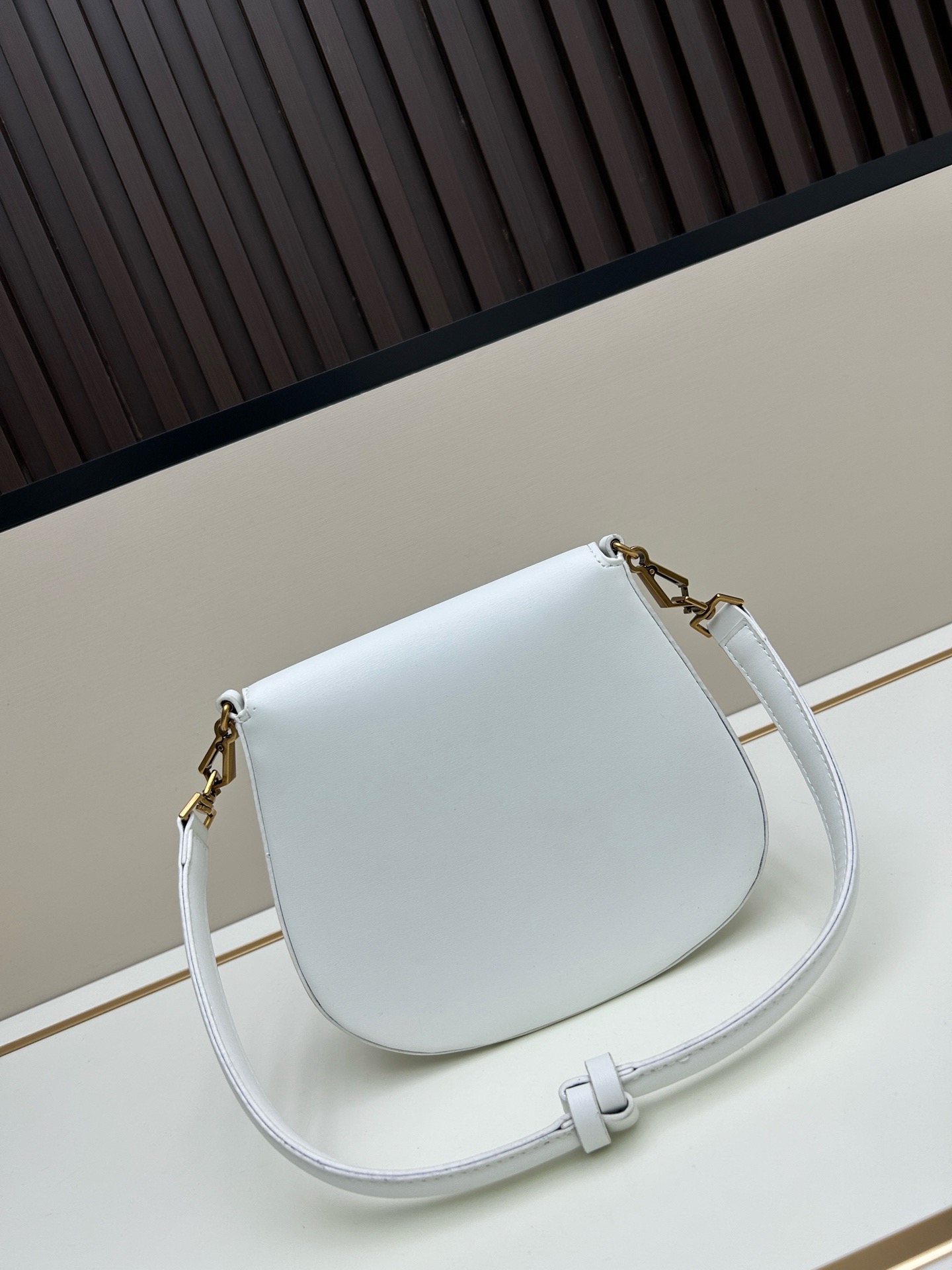 YSL Saint Laurent Voltaire Box Bag - Image 4