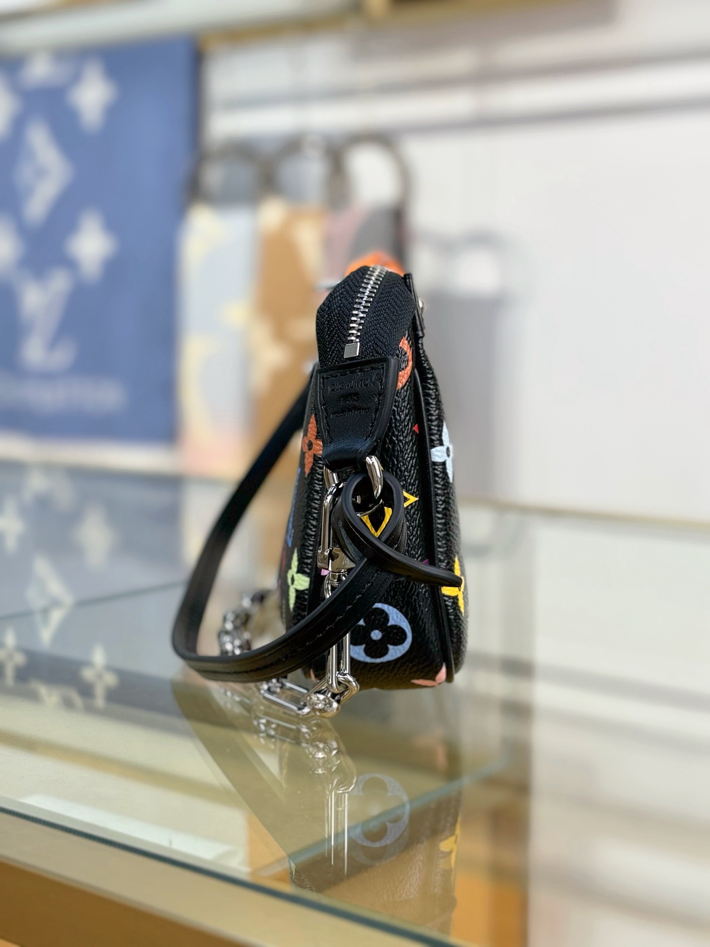 LV x TM Pochette Accessories Top Quality - Image 7