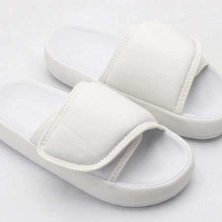 Yeezy Slide 4 - Image 7