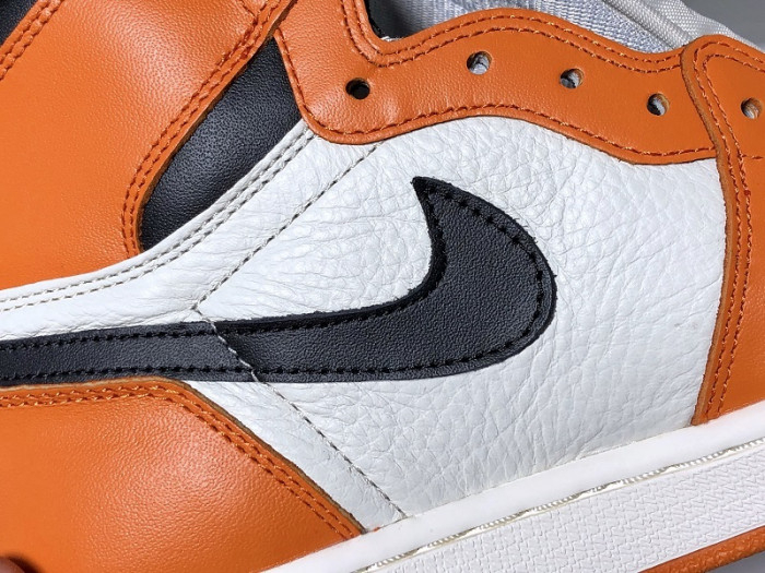 Air Jordan 1 Retro Reverse Shattered Backboard 555088-113 - Image 4