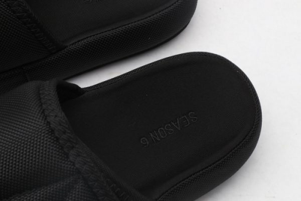 Yeezy Slide 3