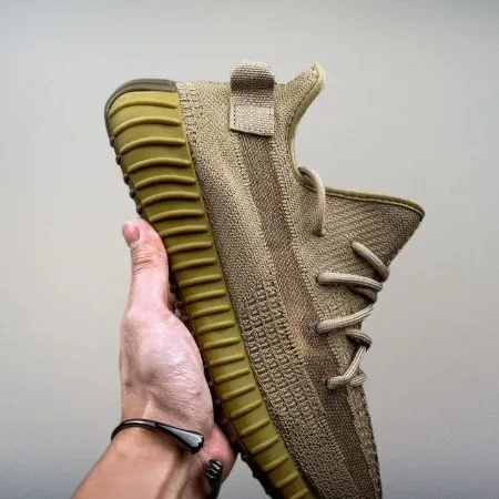 Yeezy350 Boost V2 “ Earth" - Image 3