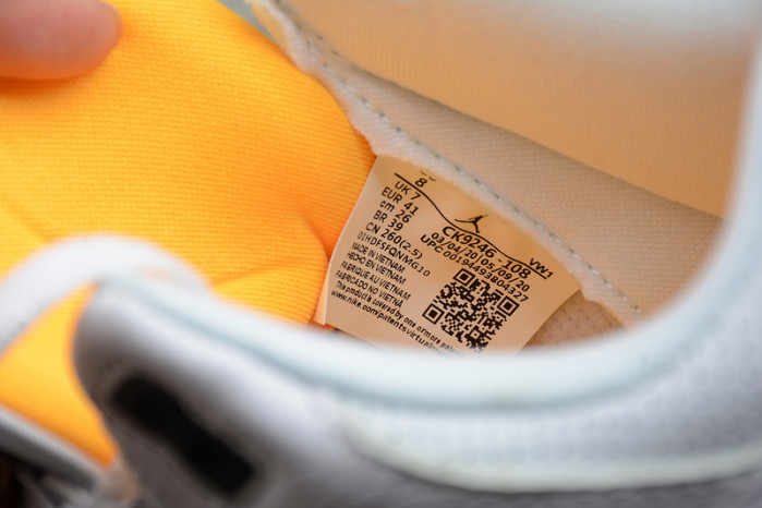 Air Jordan 3 Laser Orange WMNS CK9246-108 - Image 4