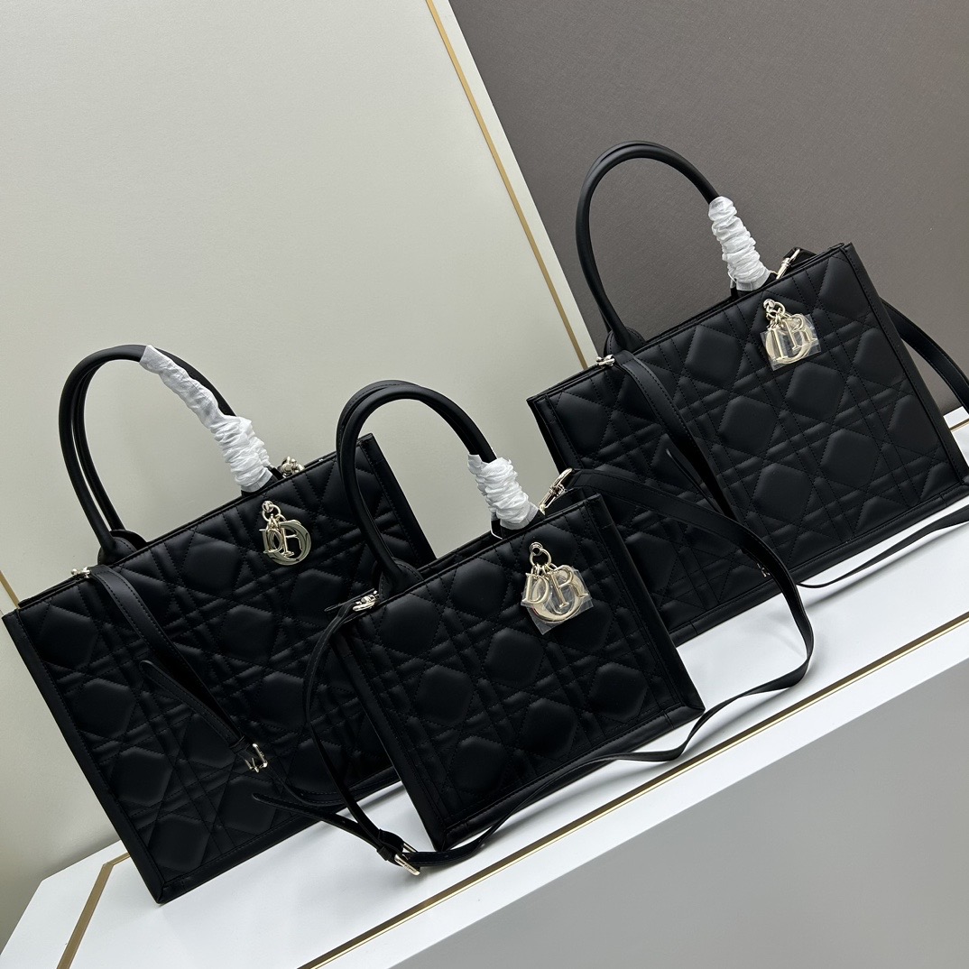 Dior Book Tote bag - Image 4
