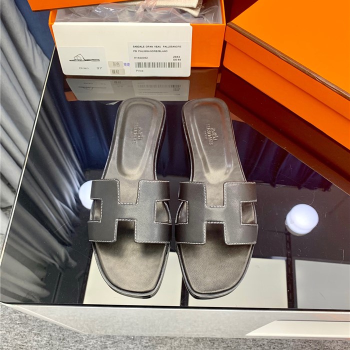Hermes Oran Sandal - Image 3