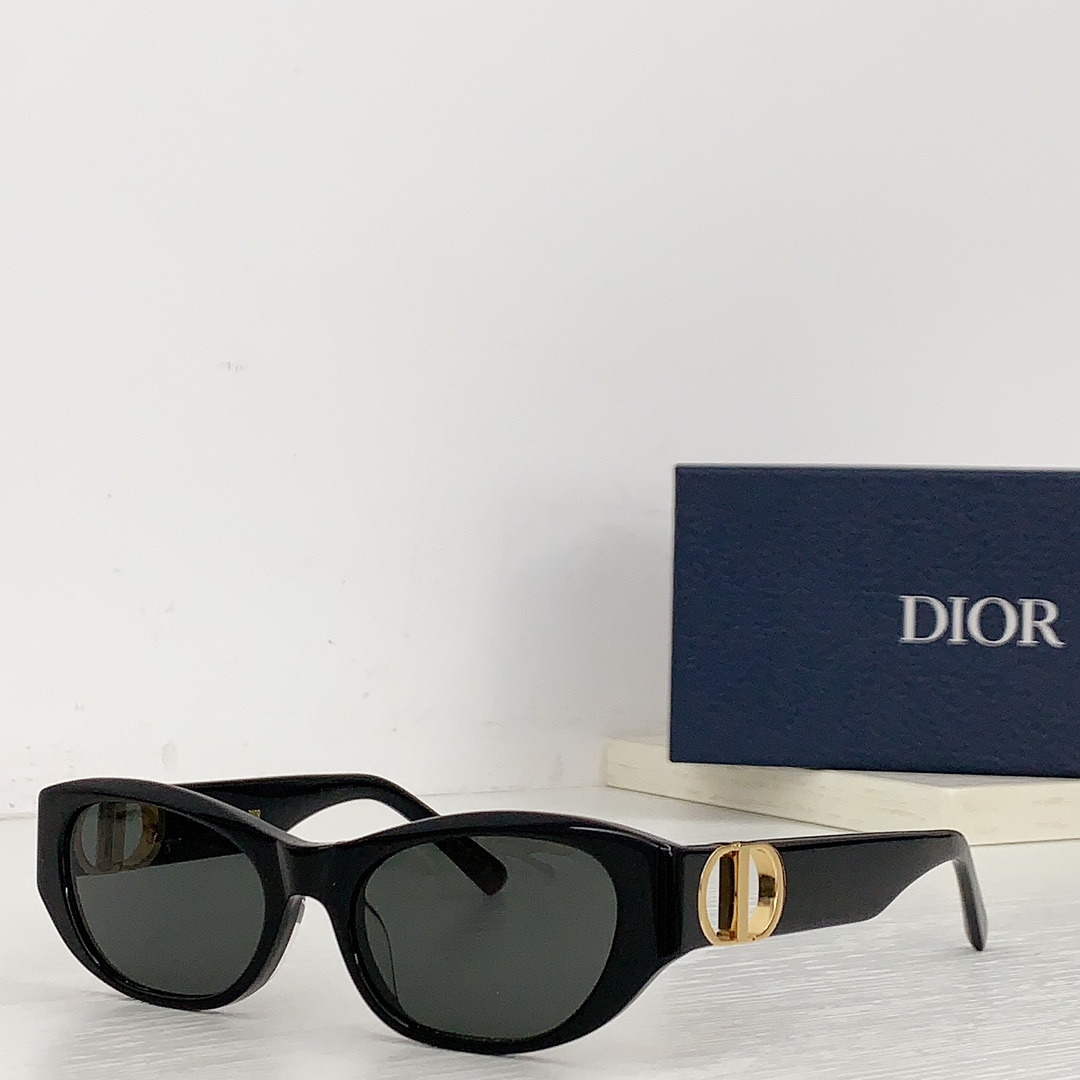 Dior Hollow Logo Sunglasses Top Quality - Image 1