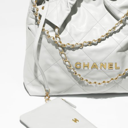 CHANEL 22 HANDBAG Shiny Calfskin & Gold-Tone Metal Light Blue - Image 3