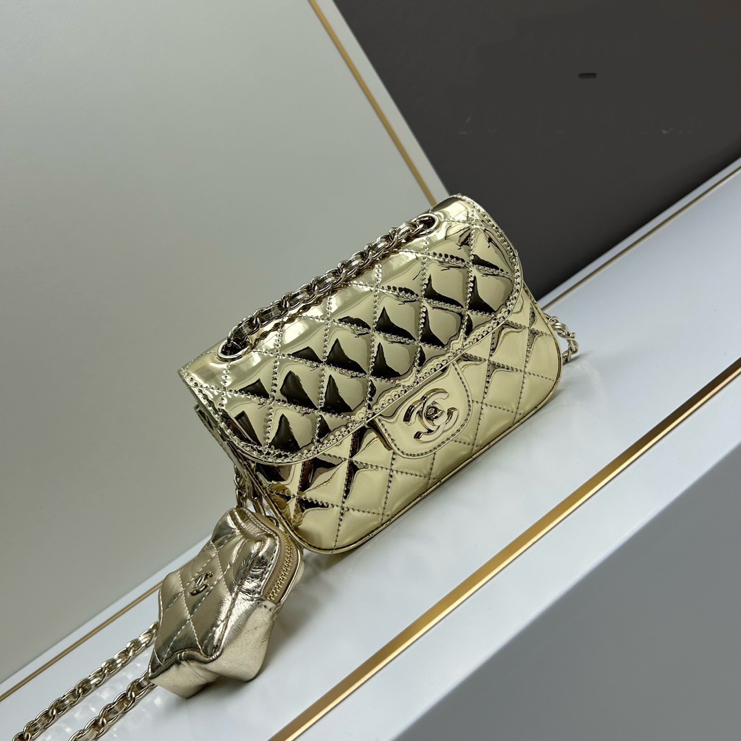 Chanel Mirrored Star Leather Shoulder Crossbody Bag - Image 2