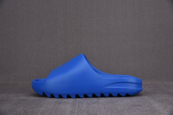 Kanye West x Yeezy Slide"Bone" FY7498