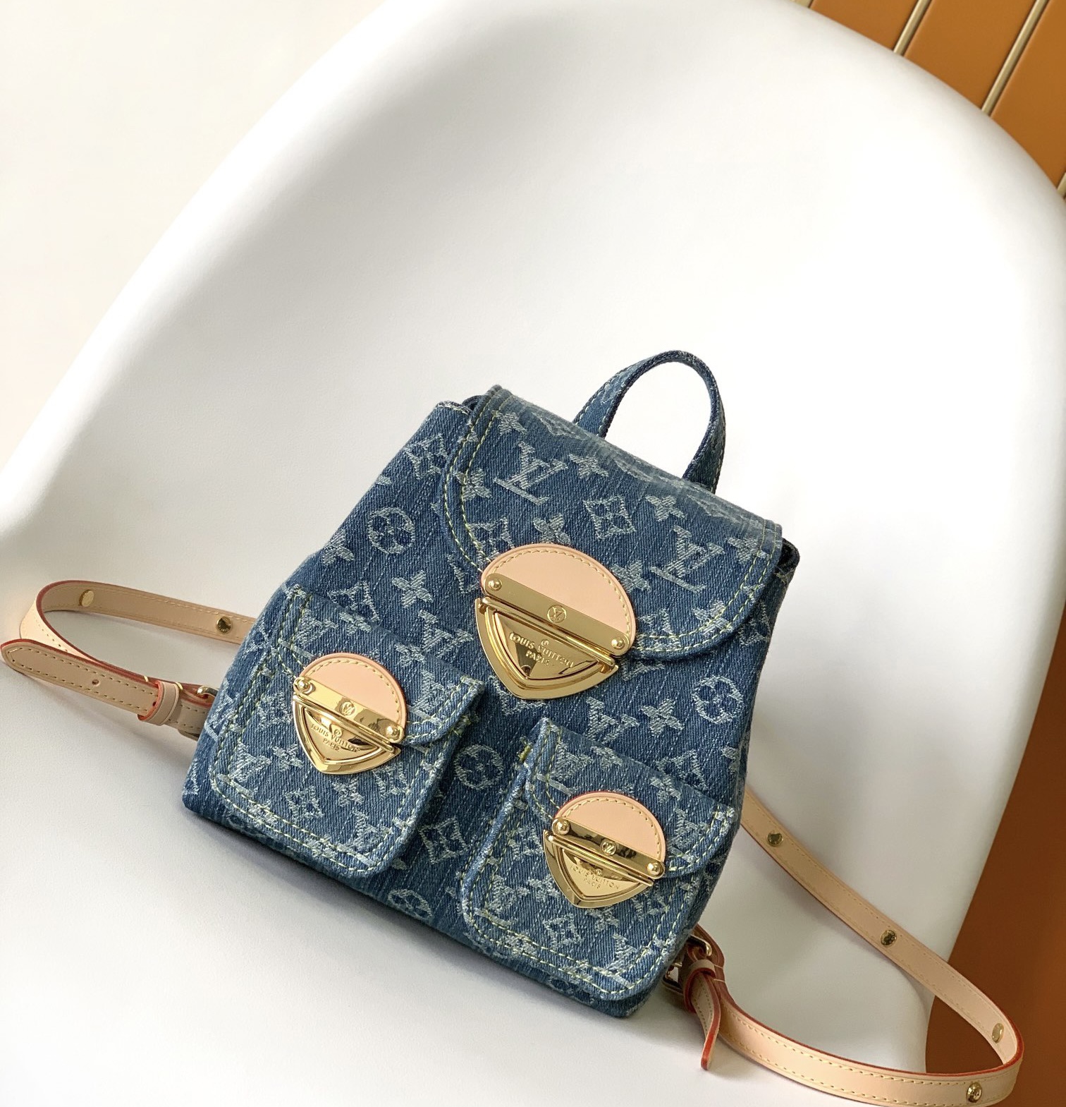 LV VENICE Denim Backpack M46836 - Image 3