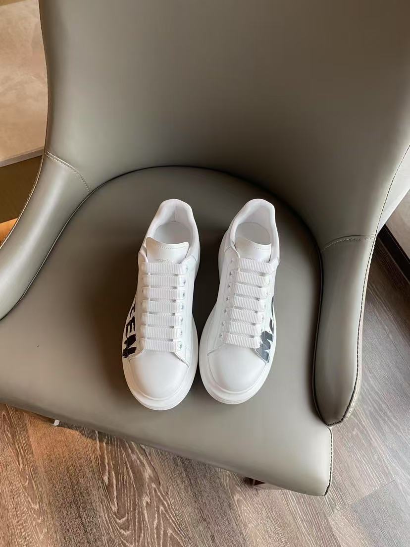 Alexander McQueen Sneakers - Image 4