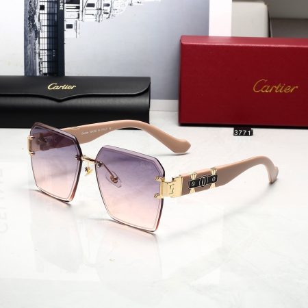 Cartier Fashionable Sunglasses - Image 4