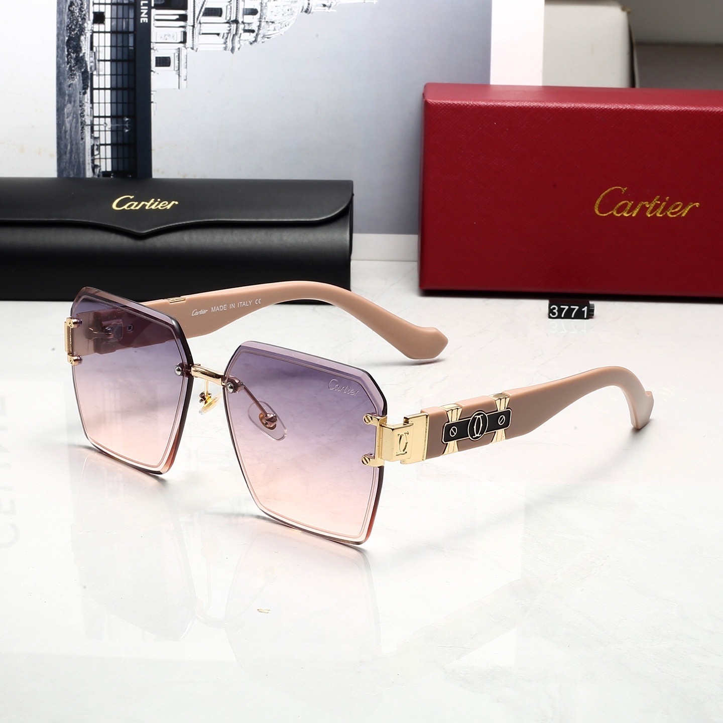 Cartier Fashionable Sunglasses - Image 4