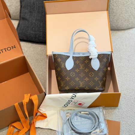 LV Neverfull Bandouliere Inside Out Bag - Image 6