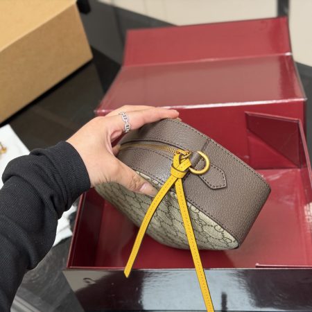 Gucci NeoVintage Camera Messenger Bag - Image 6