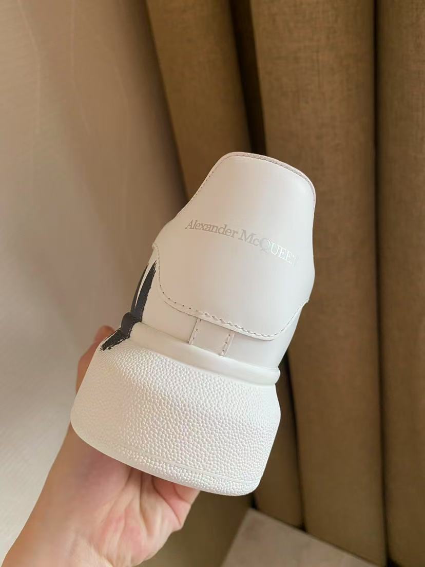 Alexander McQueen Sneakers - Image 8