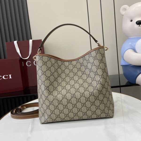 GG Emblem Medium Bucket Bag