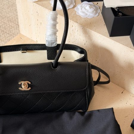Chanel Borse Shopping E Bowling Bag - Image 3