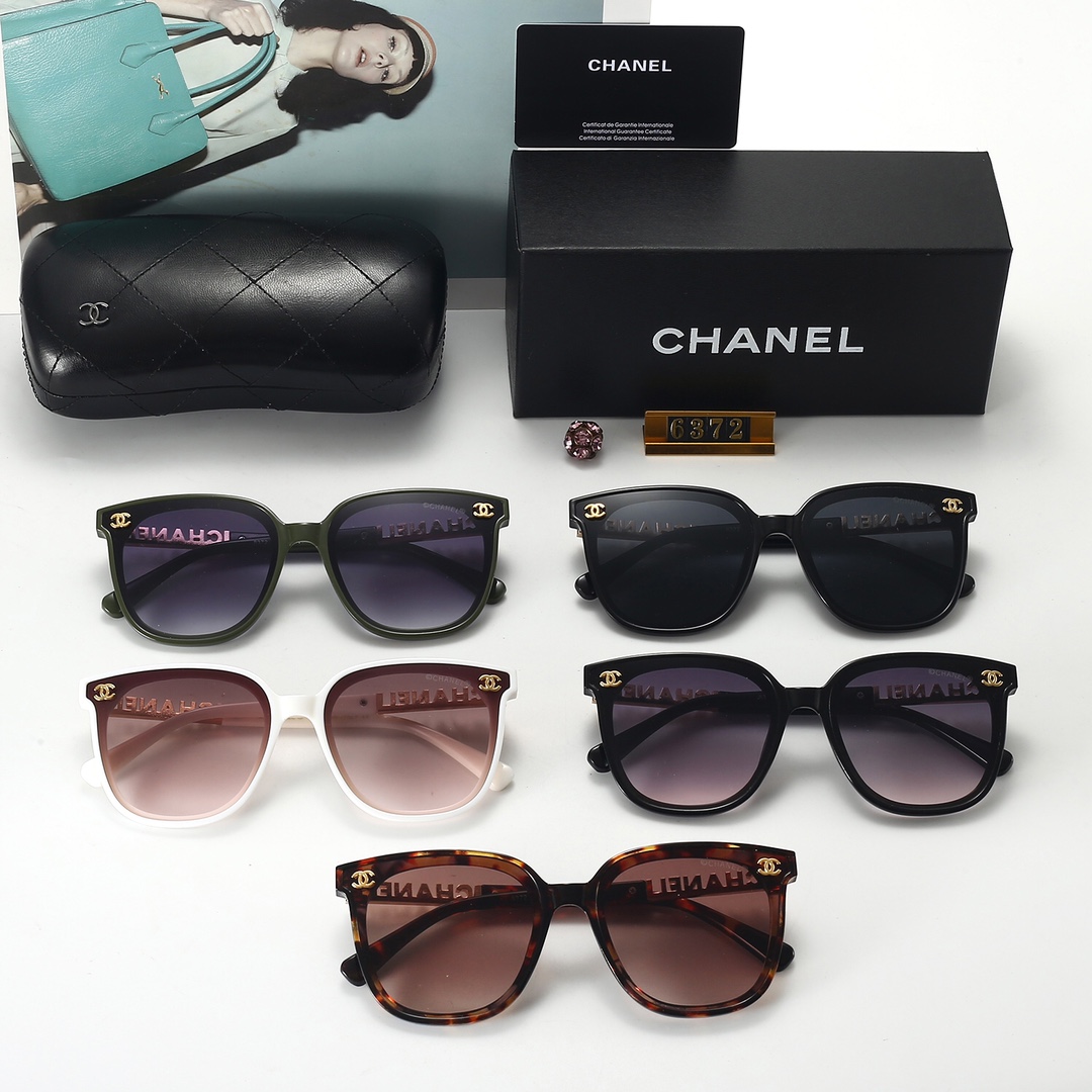 Chanel Fashionable Sunglasses - Image 1