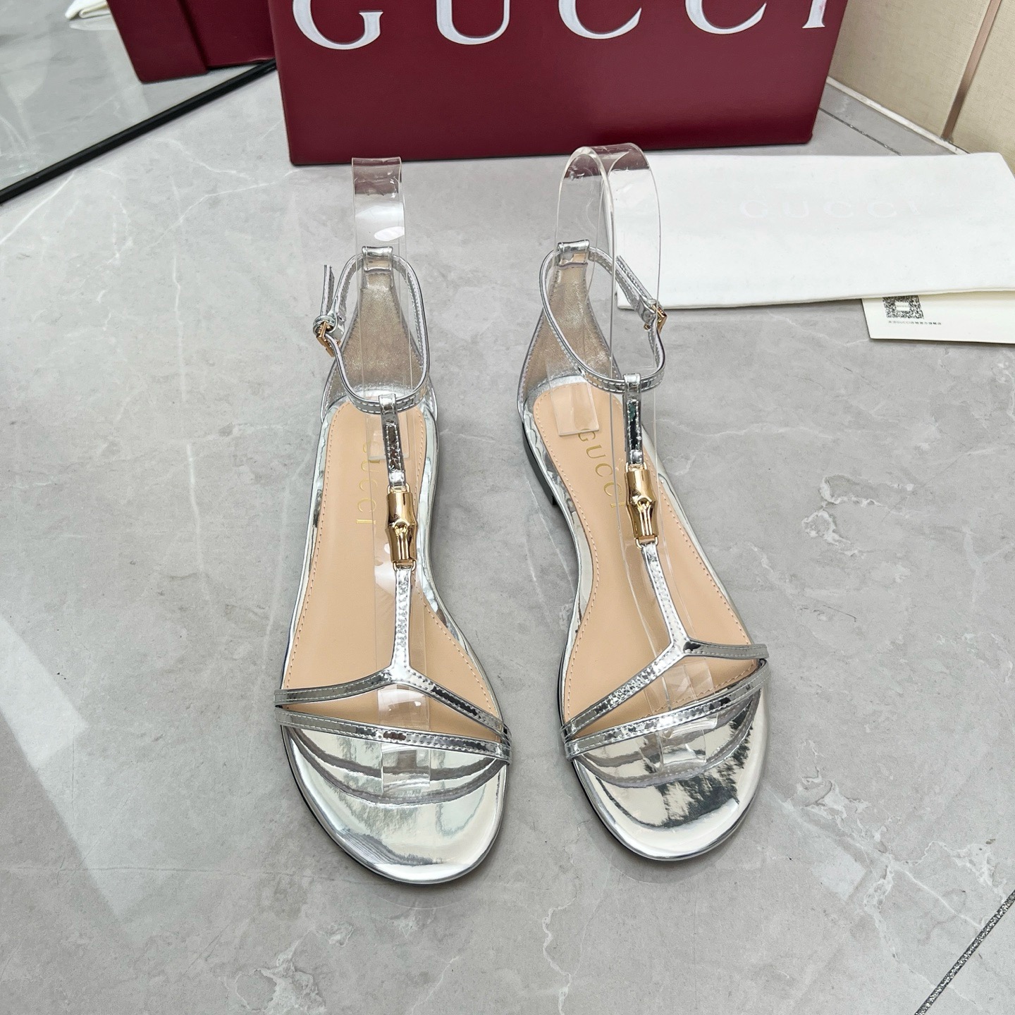 Gucci White bamboo leather sandals - Image 4
