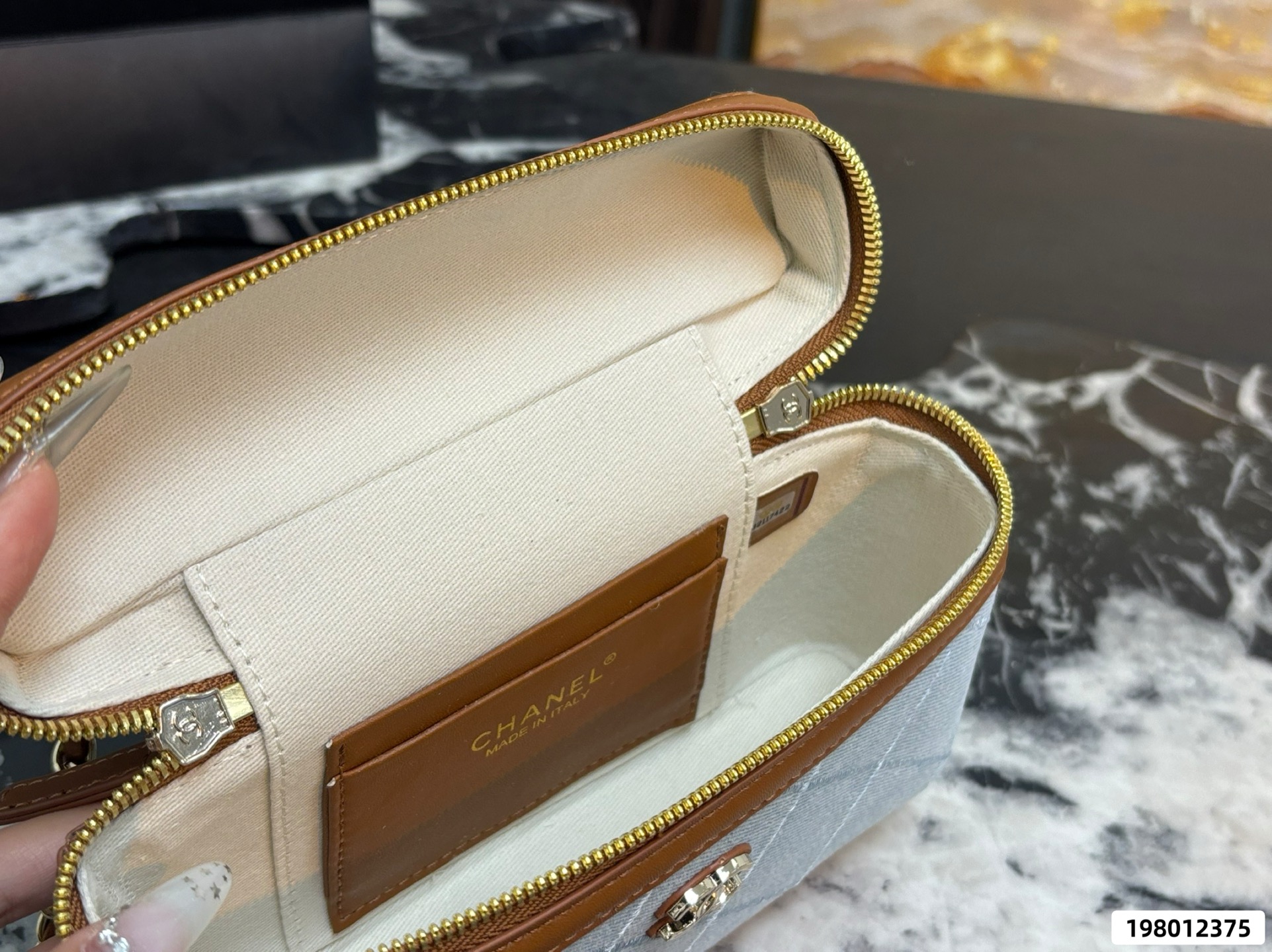 Chanel Resort Collection Denim Lunchbox Bag - Image 9