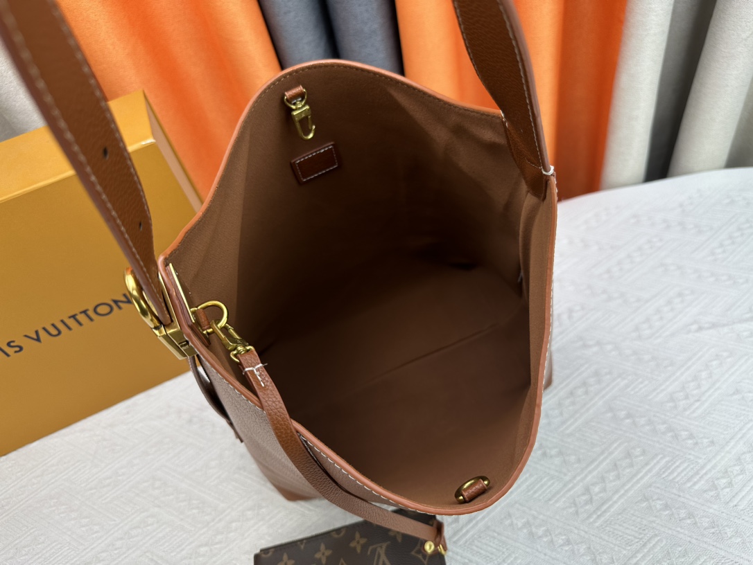LV Low Key Hobo Bag - Image 8
