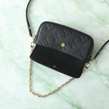 LV Wallet On Chain Ivy Bag - Image 6