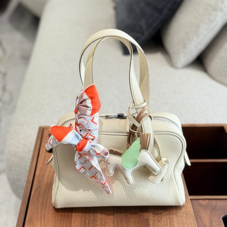 Hermes Victoria Tote Bag - Image 3