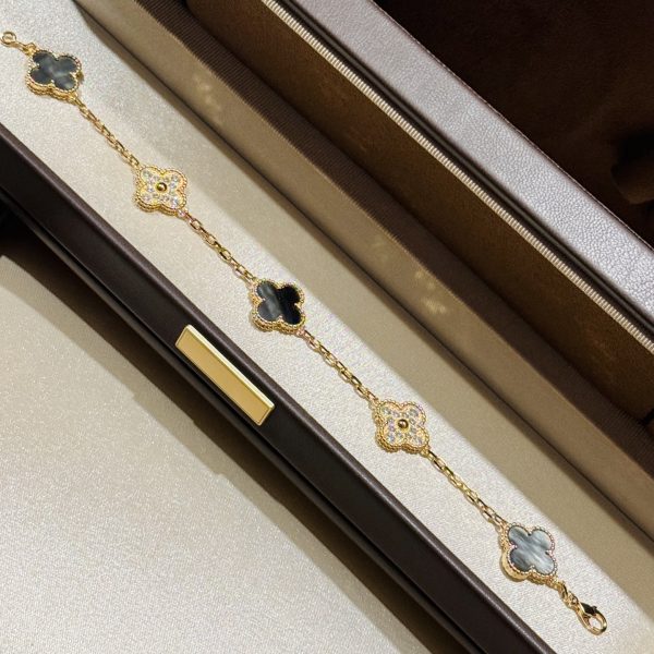 Van Cleef & Arpels VCA Laser Bracelet