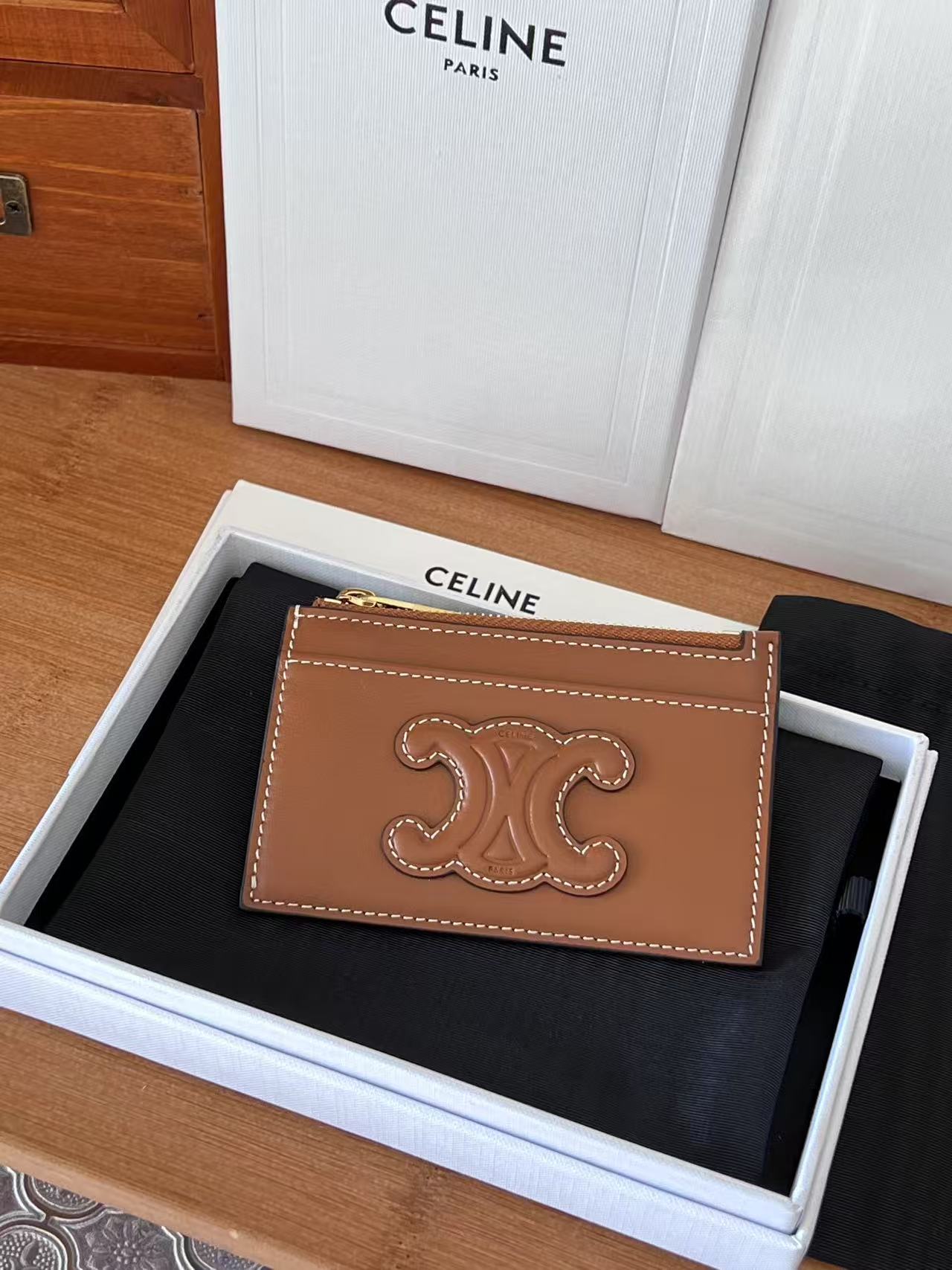 CELINE Card Holder - Image 1