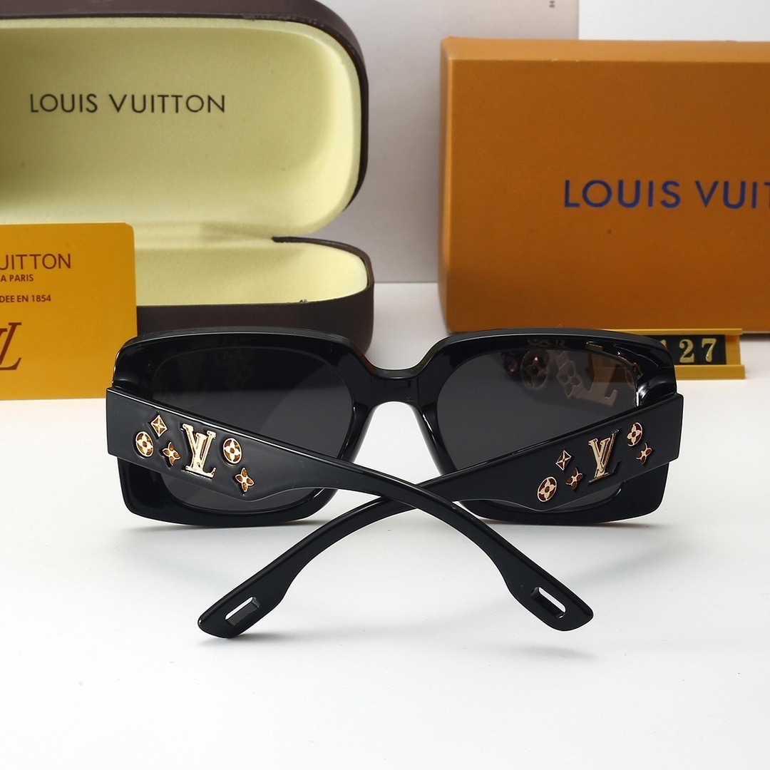 LV Fashionable Sunglasses - Image 9