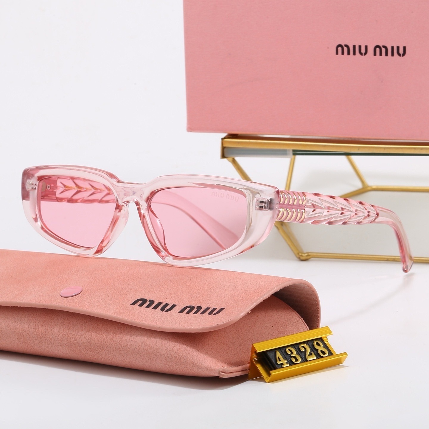 Miu Miu Fashionable Sunglasses - Image 5