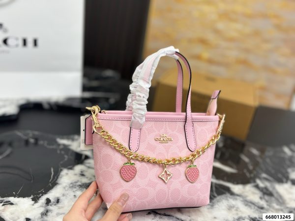 Coach City 15 Mini Tote
